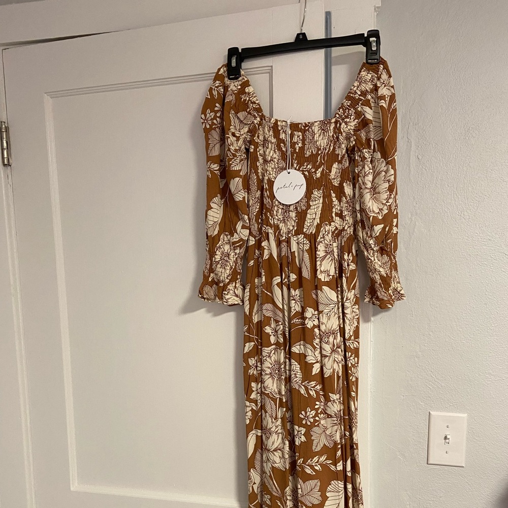 Petal & Pup maxi dress - NWT - size 2